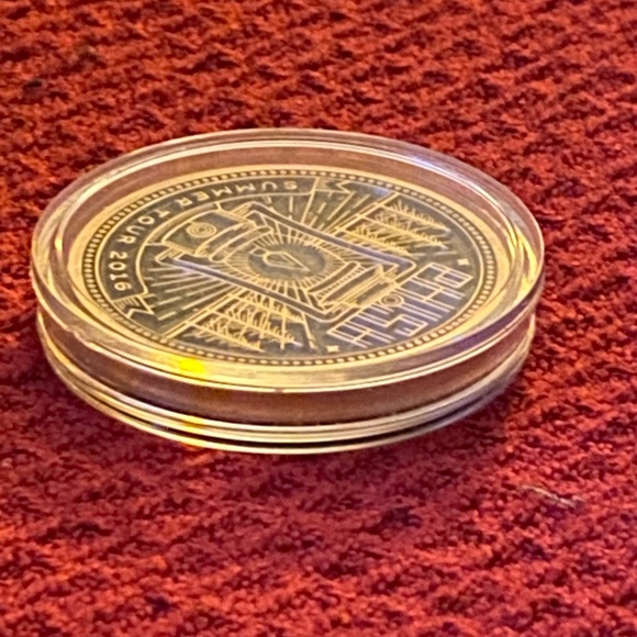 Phish Wrigley Field 2016 Coin ~ Chicago  ⭕️ - Picture 3 of 8